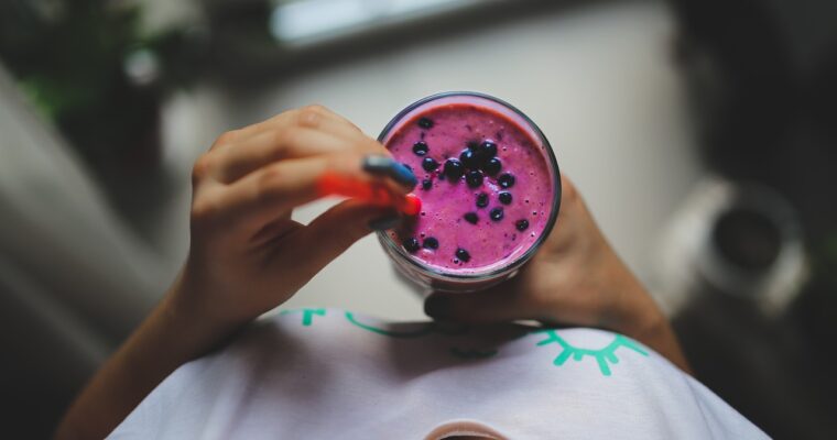 5 BERRY GOOD REASONS TO ADD BLUEBERRIES TO YOUR JUICES AND SMOOTHIES